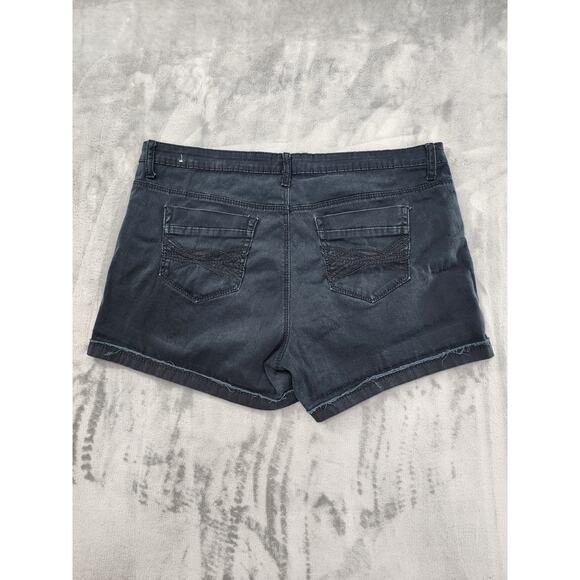 Reign High Rise Cuffed Denim Shorts Size 20 Washed Black Stretch Cotton Casual - Picture 3 of 11